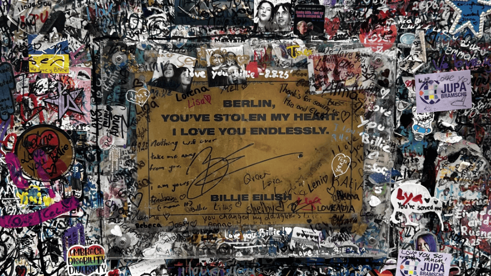 Bille Eilish Wall Berlin Plaque