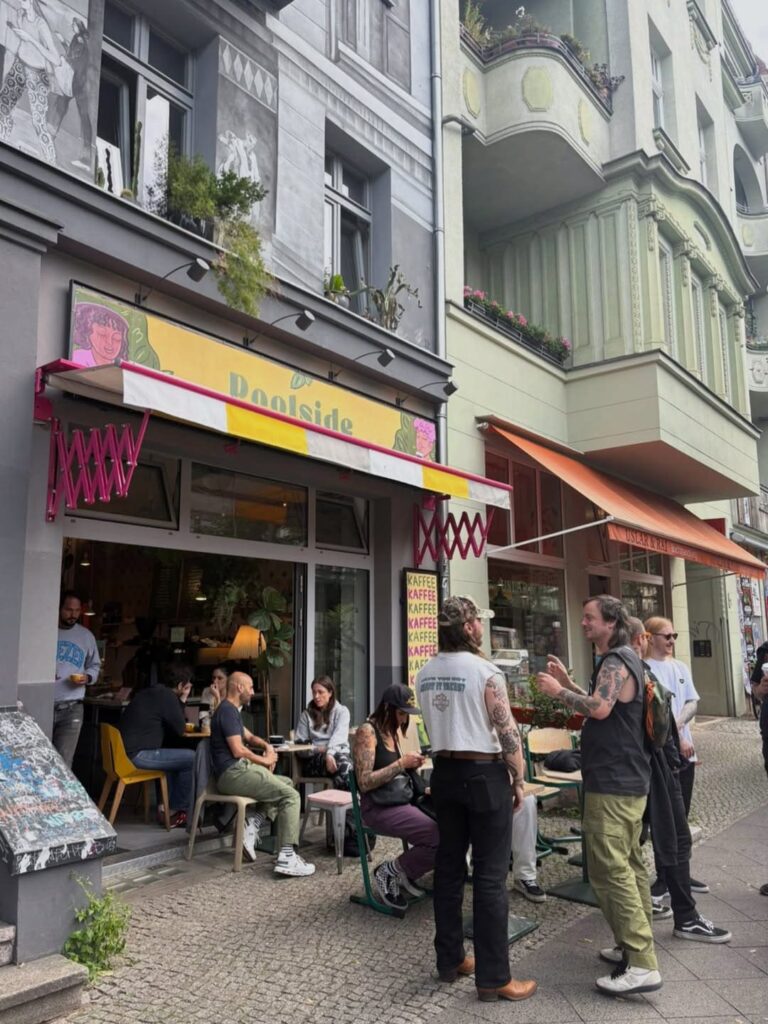 Poolside Prenzlauer Berg Berlin Cafe