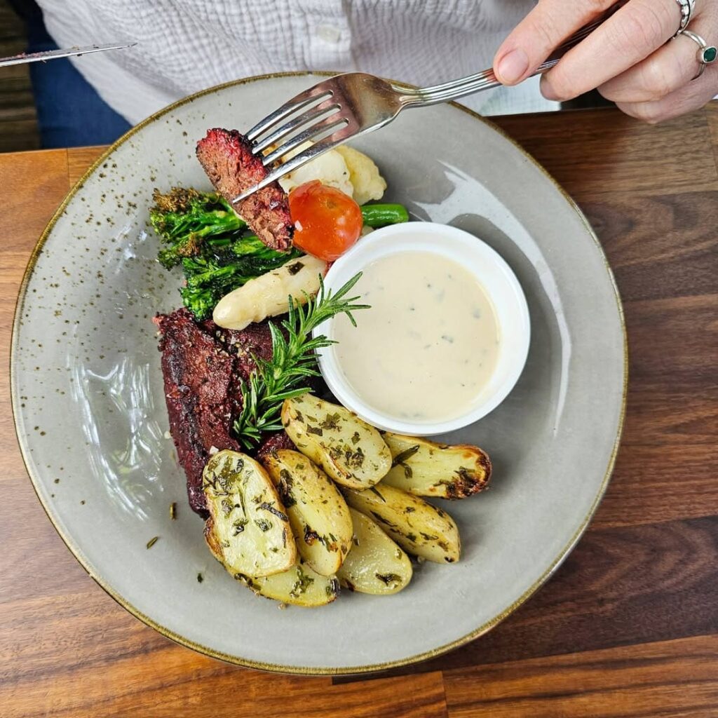 Das Foersters | Best Vegan Comfort Food in Berlin | Ultimate Vegan Food in Berlin Guide