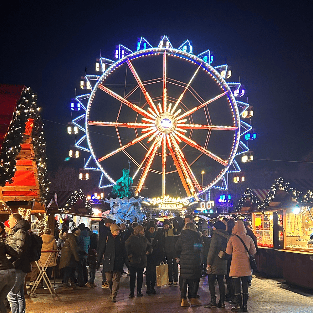 Roten Rathaus | Berlin Christmas Market