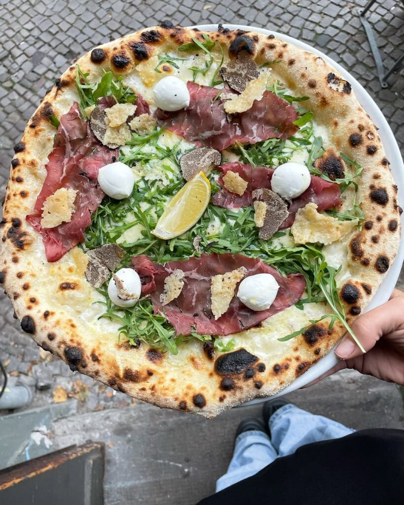 Ammazza Che Best Pizza in Neukölln Berlin