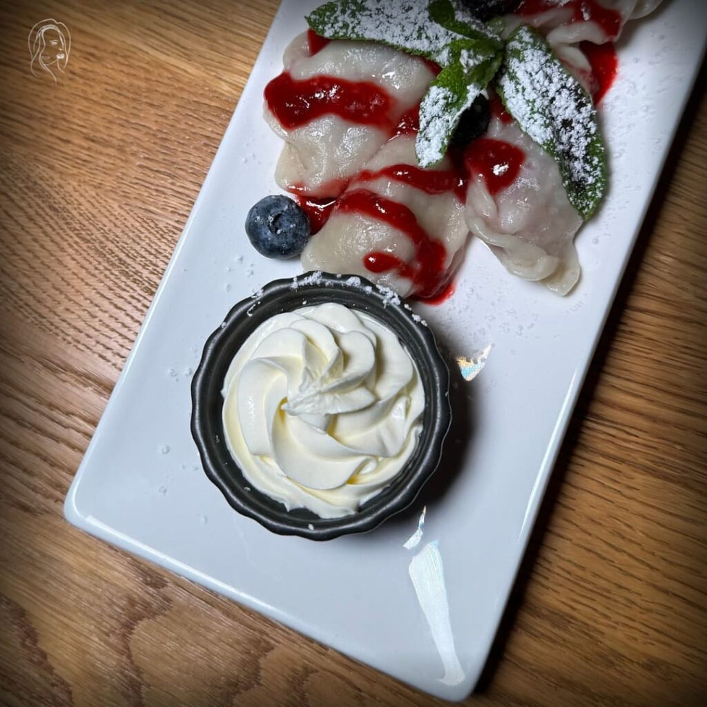 Die Mit Den Kirschen | Best Ukrainian Food in Berlin