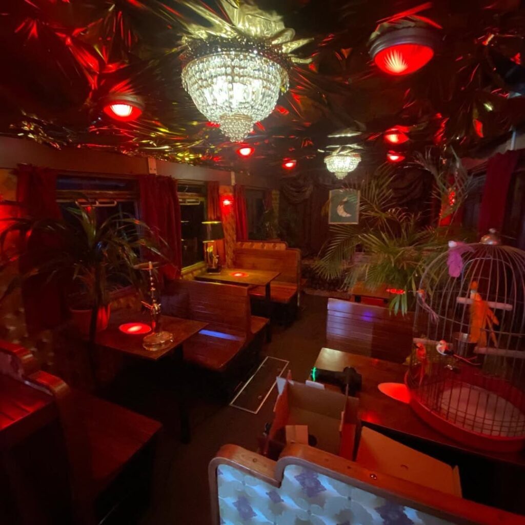 Train Cocktailbar | Weird Bars in Berlin