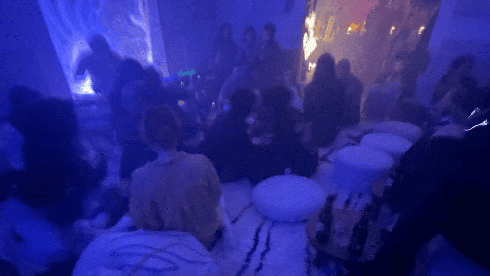 10 Cool Listening Bars in Berlin | kwia