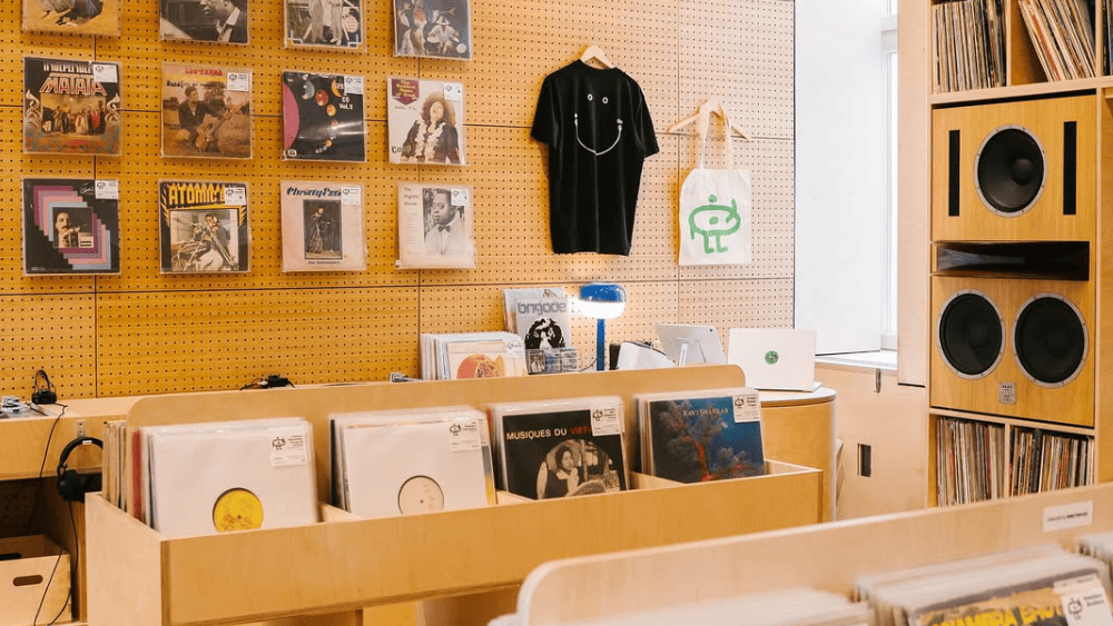10 Cool Listening Bars in Berlin | Pastiche International