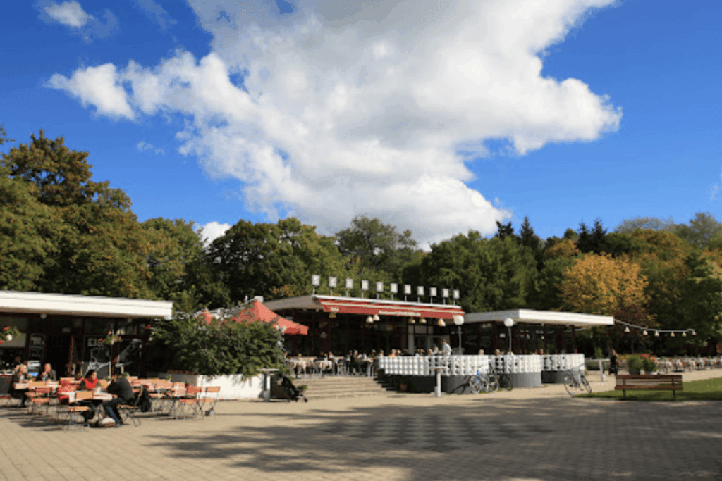 Schoenbrunn | Best Beer Gardens in Berlin