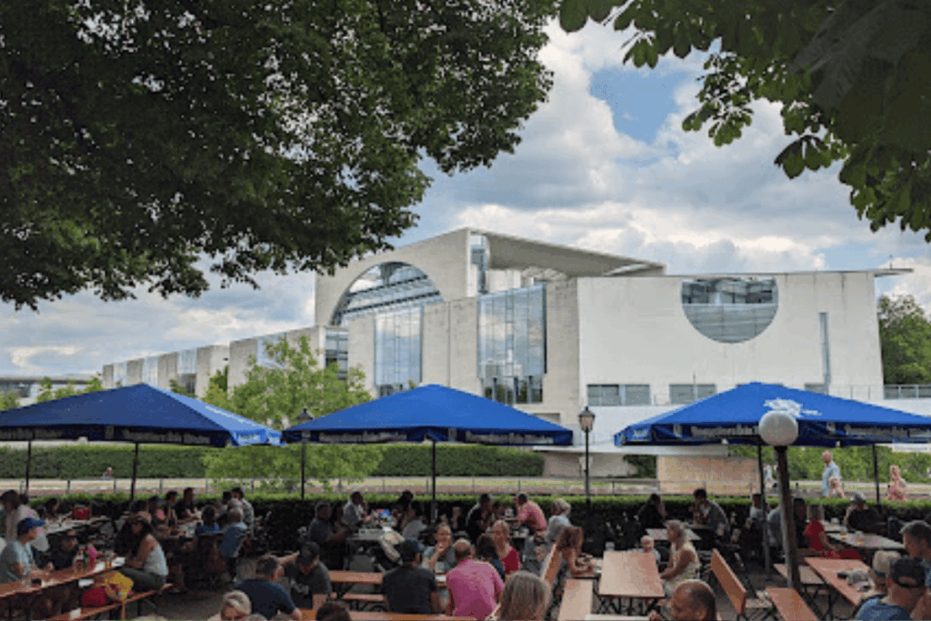 Zollpackhof | Best Beer Gardens in Berlin