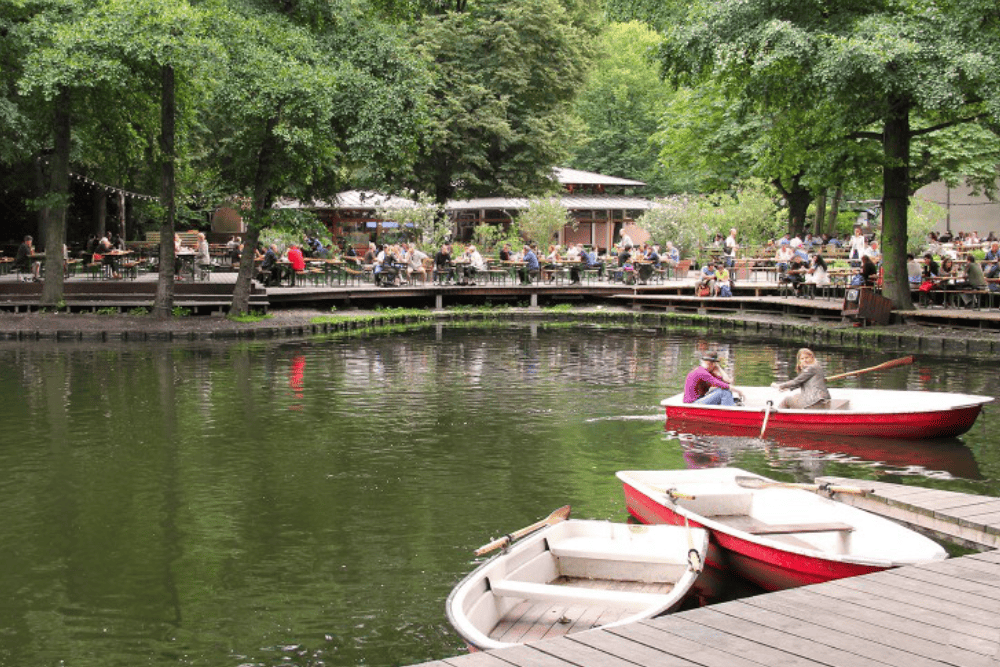 Cafe am Neun See Paddle Boat Berlin